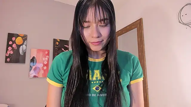 Maia_W10's cam snapshot