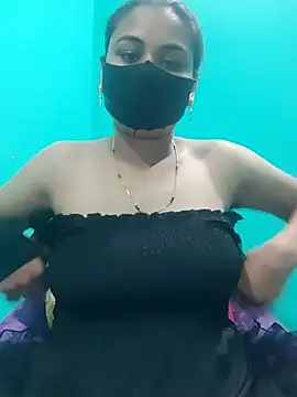 DivyaBhabhi69@xh's cam snapshot