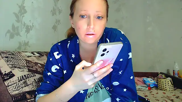 CrystallAngel's cam snapshot