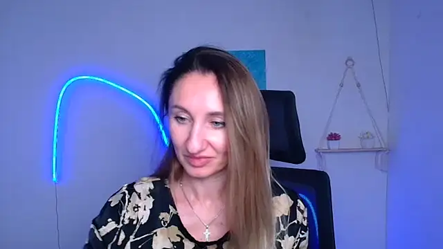 Diana_Sweeet_'s cam snapshot