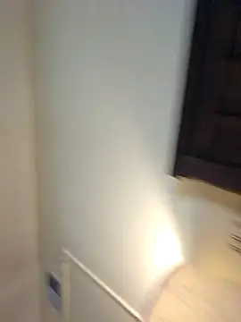 Roddog18 live sex cam