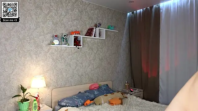 AnnyiBlue live sex cam