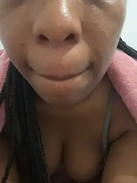 BellaRosex_x's cam snapshot