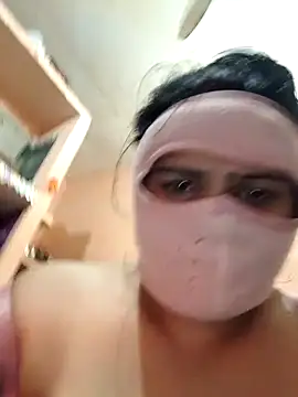 CUTE-GIRL-1 live sex cam