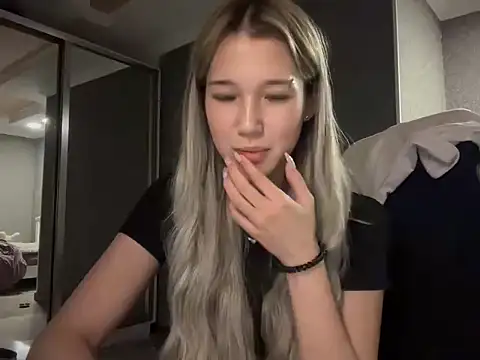 lilXdomiii's cam snapshot