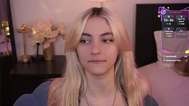 YukiiKim live sex cam