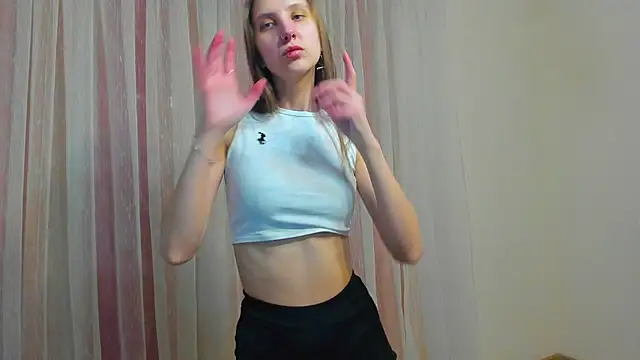 Lalyadiar's cam snapshot