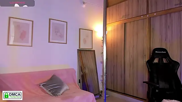 Lilabril's cam snapshot