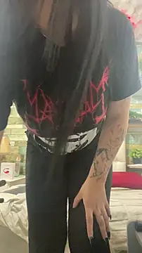 Scaarlett_prince's cam snapshot