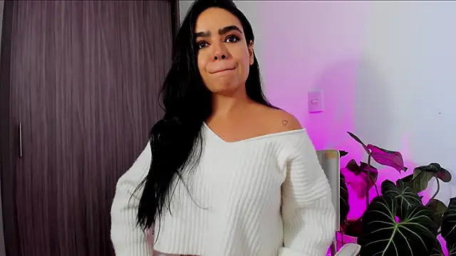 Sara_Leblanc's cam snapshot