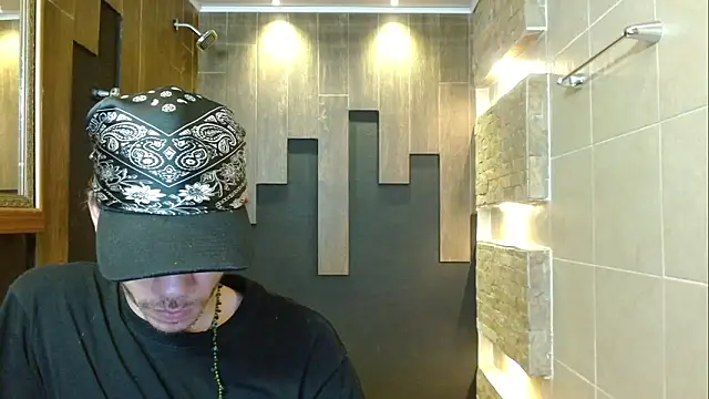 Milan_Jones_'s cam snapshot