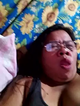 Huge_mama69's cam snapshot