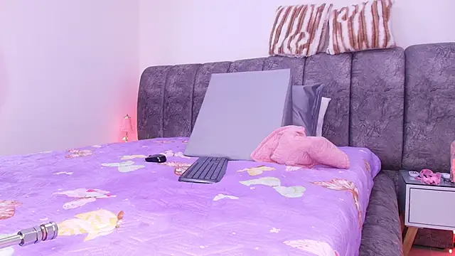 sweegirl69's cam snapshot