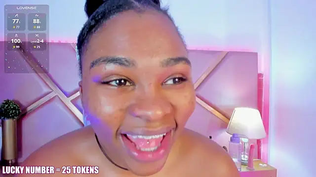 SophieSinclair's cam snapshot