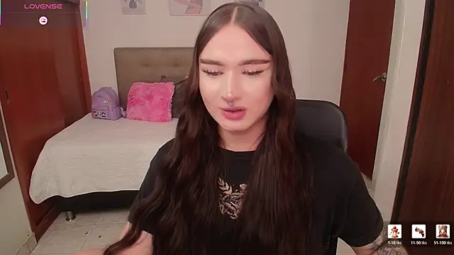 Miley_Baker's cam snapshot