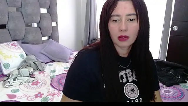 sara_hott_1's cam snapshot