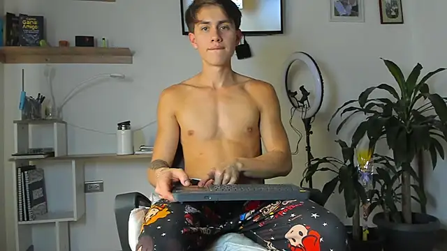 manucute_23_'s cam snapshot