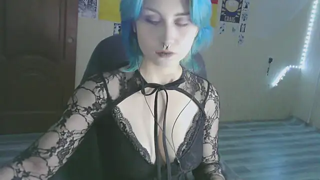 LeisaHopperstad's cam snapshot