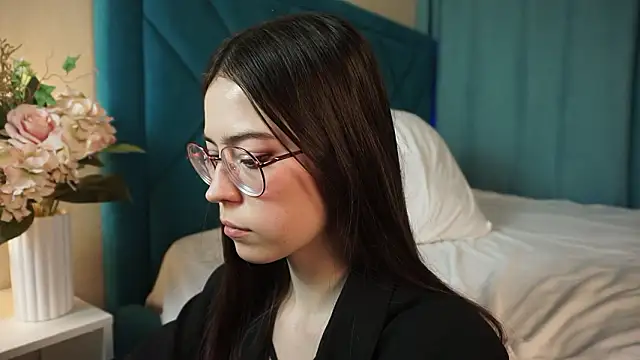 ywixos's cam snapshot