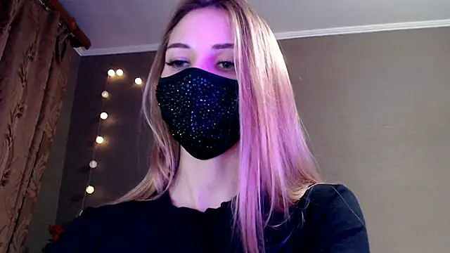 Iris_lave's cam snapshot