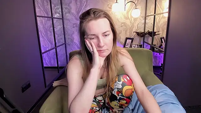 MeggySun's cam snapshot