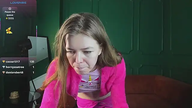 Tina_Tayllor_'s cam snapshot