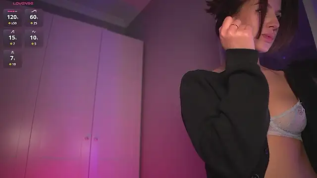 -JuicyMolly-'s cam snapshot