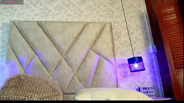 AmbarRaj's cam snapshot