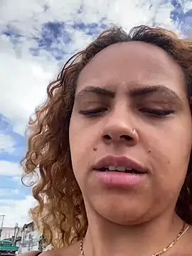 Chloe_Leaozinho live sex cam