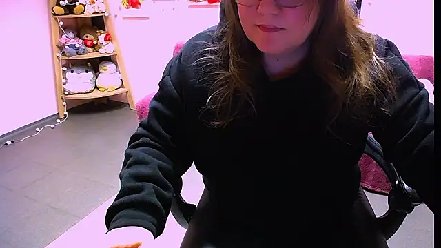 NeuroDoll's cam snapshot