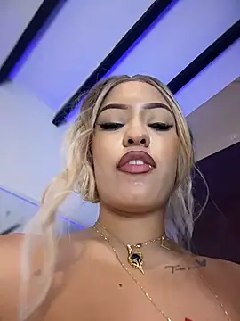 MystiqueXXX's cam snapshot