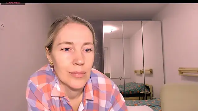 Javelinka's cam snapshot