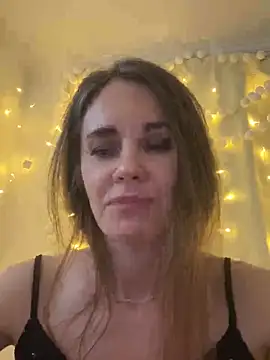 LucieMack's cam snapshot