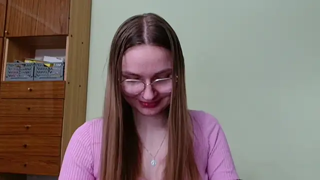 LooveELLYx's cam snapshot