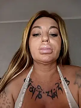 MiaMooly's cam snapshot