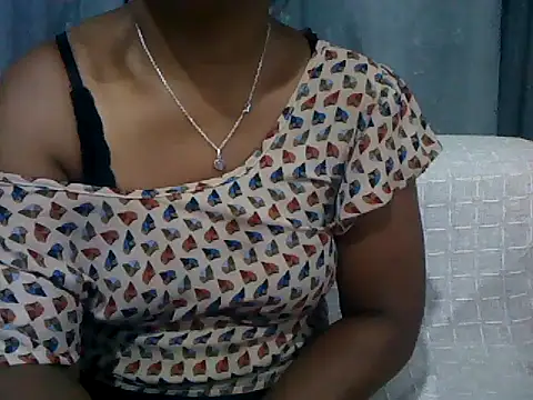 sexyladii live sex cam