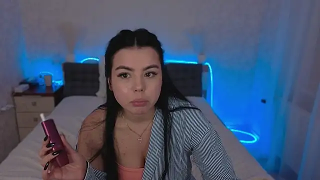 be1la_a's cam snapshot