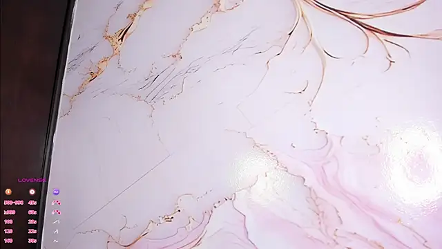 elizabeth_swan18's cam snapshot