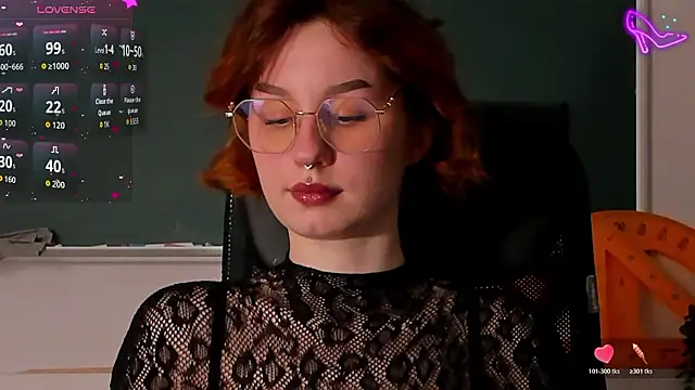 ClaireMathis's cam snapshot