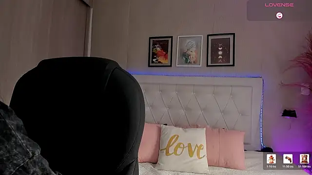 emma__smith1's cam snapshot