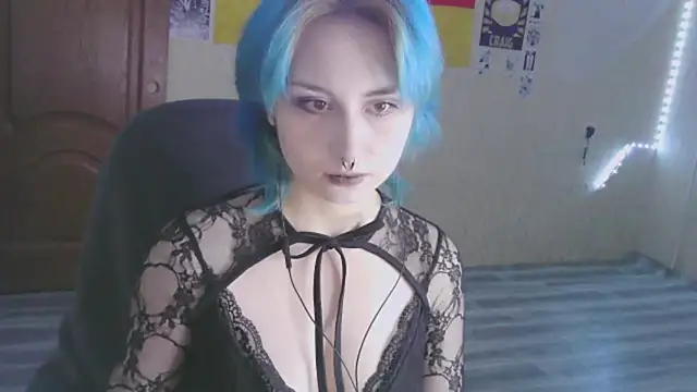 LeisaHopperstad's cam snapshot