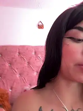 nicky_angelyc's cam snapshot