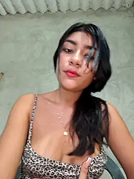 Sweed-virgin-pussy's cam snapshot