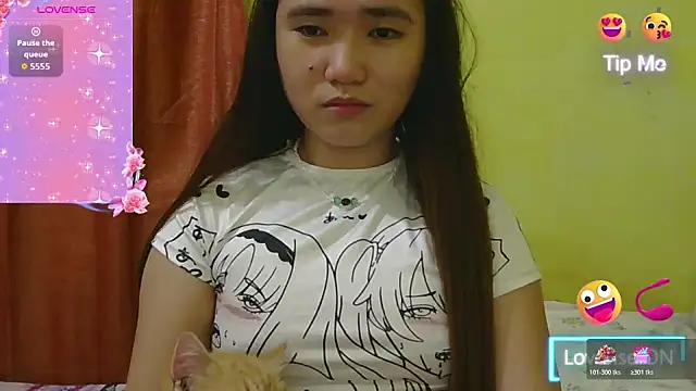 HornyAsian4uxx's cam snapshot