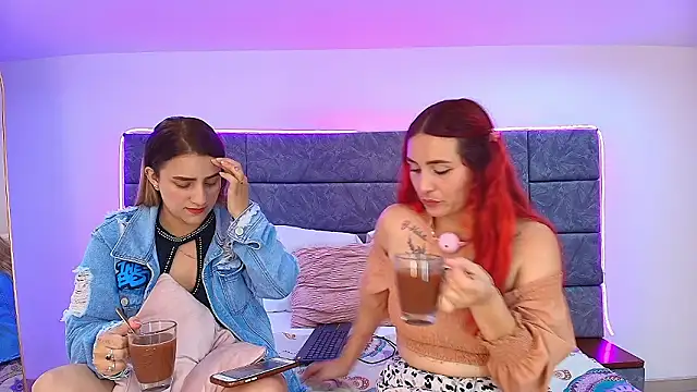 Dakota_Megan_69 live sex cam