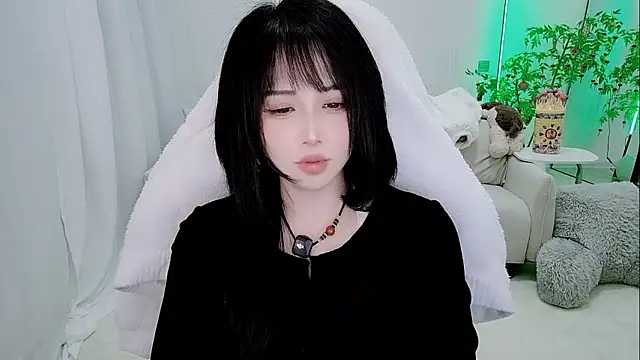 Evangelin-e live sex cam