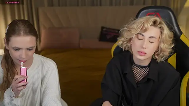 Kara_cat's cam snapshot