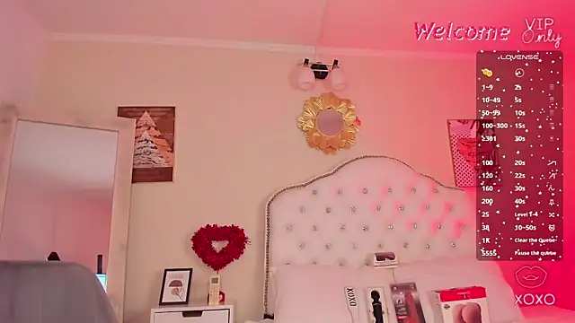 AmberAdams_'s cam snapshot