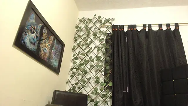 charlotte_brawn live sex cam