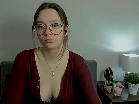 KatySensualy live sex cam